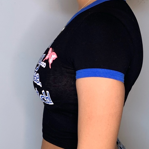 Butterfly Crop Shirt ✨ - Picture 2 of 5